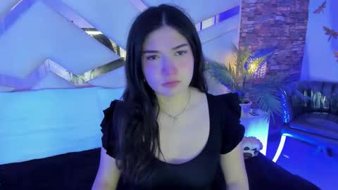 Snapshot of megan_devon chatting on 01/19/26, 12:09 online show from 01/19/26, 12:09