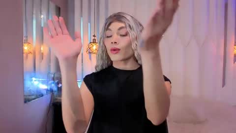 megan do santos online show from 05/30/26, 07:55
