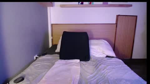 megan_dreams1 online show from 12/15/24, 10:39
