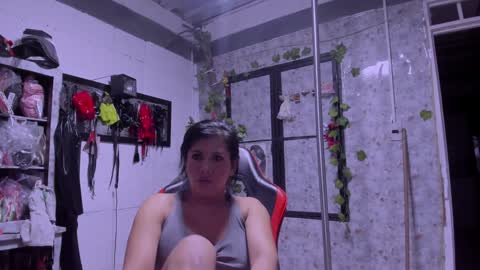 Snapshot of megan_grace_20 chatting on 01/10/25, 12:04 megan grace 20 online show from 01/10/25, 12:04