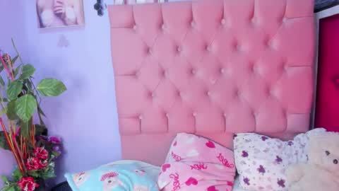 Snapshot of megan_jenner1 chatting on 10/25/25, 04:31 megan_jenner1 online show from 10/25/25, 04:31