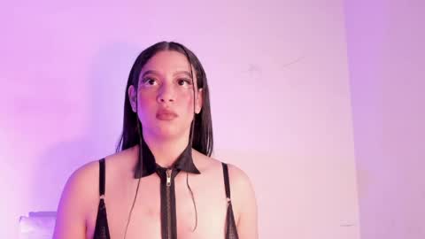 megan_jenner1 online show from 05/16/26, 06:54
