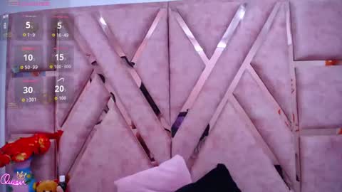 megan_latinn online show from 04/28/26, 04:50