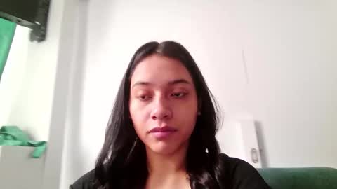 Snapshot of megan_lof chatting on 10/21/25, 01:56 Megan online show from 10/21/25, 01:56