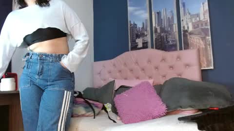 Valentina online show from 06/07/26, 01:43