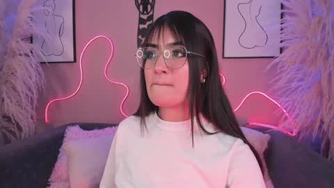     online show from 12/12/24, 01:17