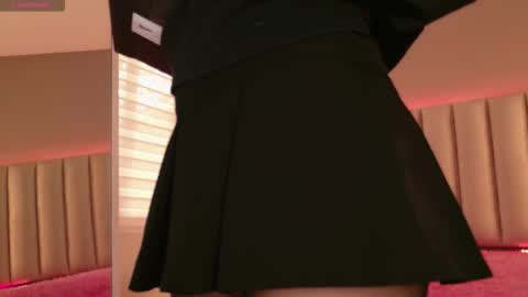     online show from 09/25/25, 12:09