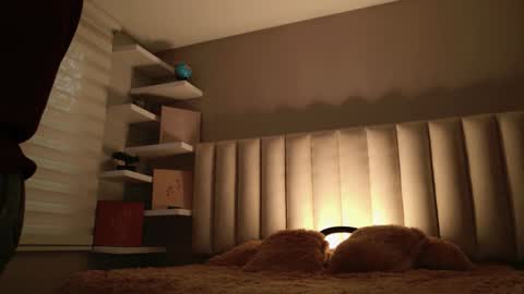     online show from 10/07/25, 12:02