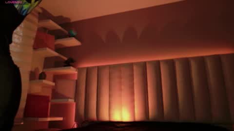     online show from 10/28/25, 12:09