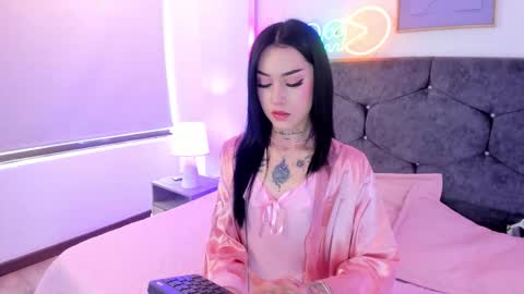 Snapshot of megan_morphy chatting on 03/13/26, 01:51 megan_morphy online show from 03/13/26, 01:51