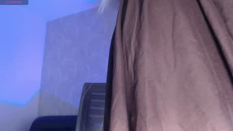 megan_queen12 online show from 06/12/26, 05:17