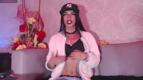 megan_queen12 online show from 06/17/26, 04:59
