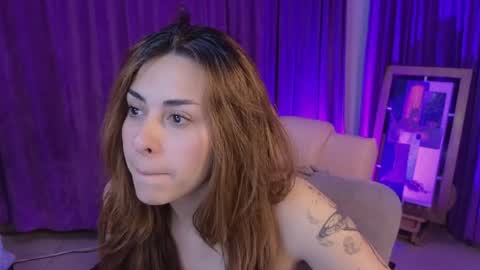                 Laura                 online show from 05/30/26, 11:57