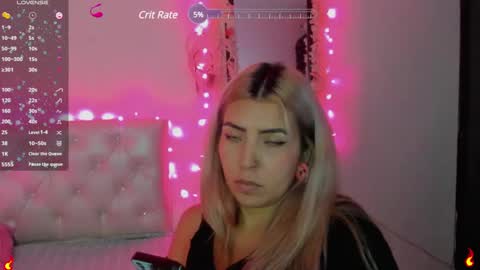 Snapshot of megan_sexrose chatting on 02/19/25, 11:57 Megan rose online show from 02/19/25, 11:57