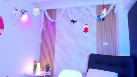 Megan online show from 12/30/24, 03:13