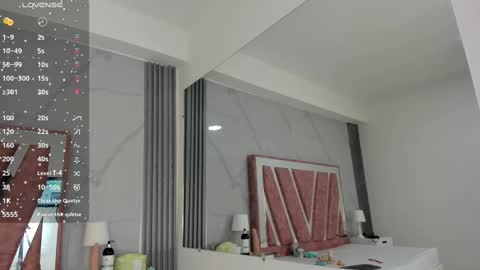 Snapshot of megan_sweetas chatting on 09/25/25, 06:44 Megan Sweet online show from 09/25/25, 06:44