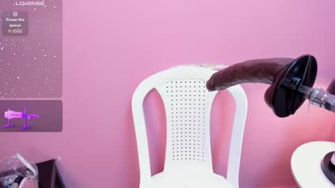 Megan  online show from 11/06/25, 06:42