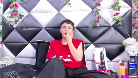 Snapshot of megan_thompsonn_ chatting on 10/01/25, 02:39 megan_thompsonn_ online show from 10/01/25, 02:39