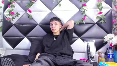 Snapshot of megan_thompsonn_ chatting on 10/04/25, 02:53 megan_thompsonn_ online show from 10/04/25, 02:53