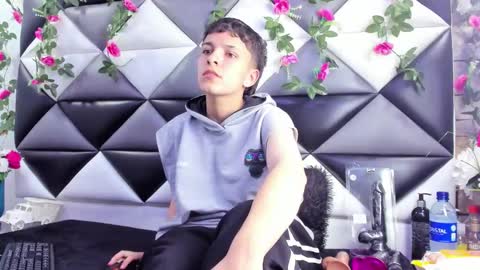 megan_thompsonn_ online show from 11/15/25, 02:20