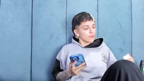 megan_thompsonn_ online show from 05/31/26, 02:42