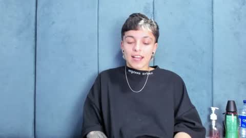 megan_thompsonn_ online show from 06/14/26, 02:24