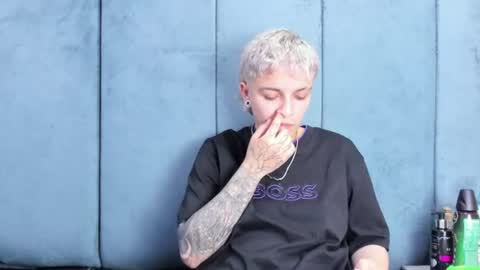 megan_thompsonn_ online show from 06/27/26, 02:49