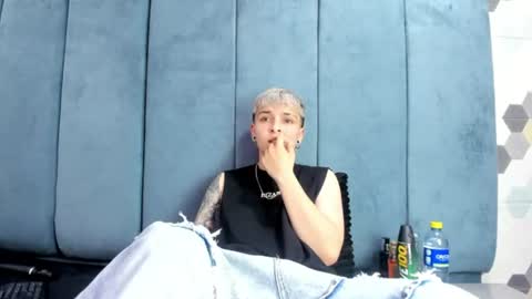 megan_thompsonn_ online show from 07/28/26, 03:02