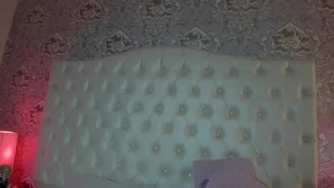 megan_tower online show from 11/23/25, 07:13