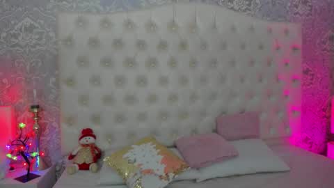 Snapshot of megan_tower chatting on 12/18/25, 07:09 megan_tower online show from 12/18/25, 07:09