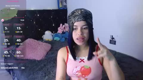 Carolina online show from 11/26/25, 02:34