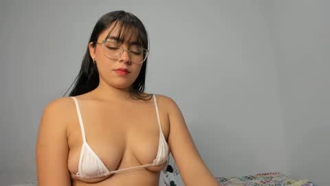 megan online show from 03/03/25, 12:04