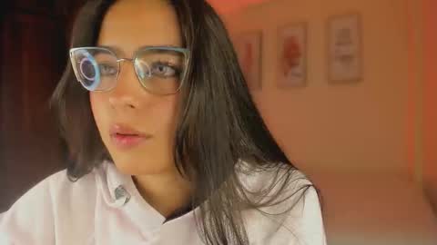 Snapshot of megan_vwv chatting on 12/02/25, 02:28 megan online show from 12/02/25, 02:28