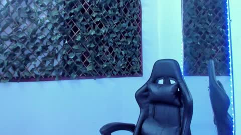 Snapshot of megan_whitte_01 chatting on 01/12/25, 11:15 megan white 01 online show from 01/12/25, 11:15