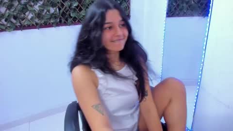Snapshot of megan_whitte_01 chatting on 02/13/25, 04:00 megan white 01 online show from 02/13/25, 04:00