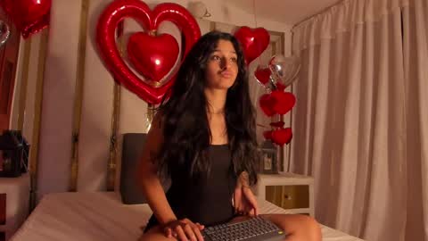 Snapshot of megan_whitte_01 chatting on 02/19/25, 04:12 megan white 01 online show from 02/19/25, 04:12