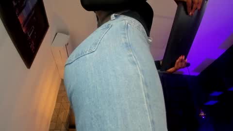 Megan online show from 01/05/25, 04:06