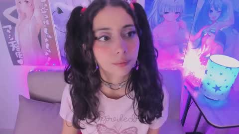 Snapshot of megan_yagami chatting on 12/19/24, 07:40 Megan online show from 12/19/24, 07:40