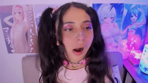 Snapshot of megan_yagami chatting on 02/19/25, 05:05 Megan online show from 02/19/25, 05:05