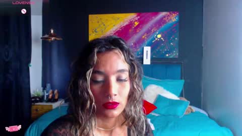 Snapshot of meganadriels96 chatting on 01/28/25, 08:26 M E G A N   online show from 01/28/25, 08:26