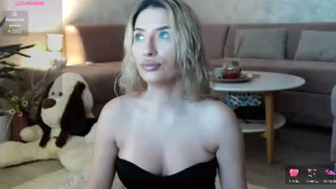 Megan online show from 07/03/26, 07:09