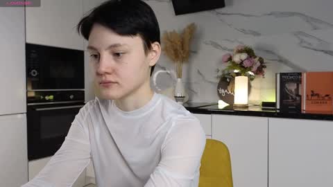 Michelle online show from 12/29/24, 05:21