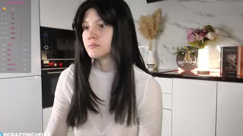 Michelle online show from 01/11/25, 05:10