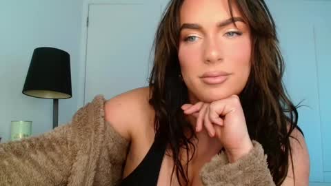 Megan Cox online show from 02/04/25, 02:10