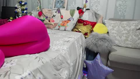 Nicki--------- Welcome to my Room online show from 12/09/24, 07:18