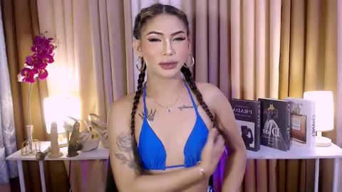 Snapshot of meganfoxx07 chatting on 10/06/25, 03:59 Megan online show from 10/06/25, 03:59