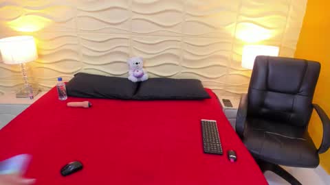 meganlarsson online show from 09/16/25, 11:55