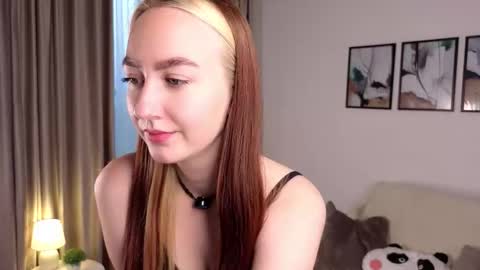 Sara  online show from 09/14/25, 11:42