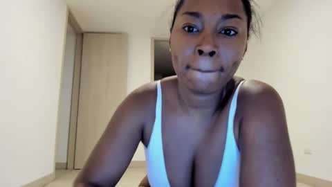 meganmir1 online show from 01/22/25, 03:52