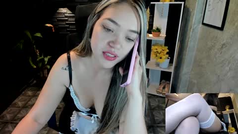 Snapshot of megann_hill chatting on 01/29/25, 07:11 Megan online show from 01/29/25, 07:11